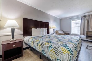 Decoració individual, mobiliari individual, escriptori i wifi gratuïta