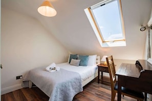 2 bedrooms, iron/ironing board, travel crib, free WiFi
