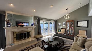 Smart TV, fireplace, video games, DVD player