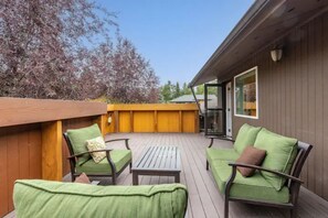 Terrace/patio - Last Frontier Rental Family #D (Anchorage)