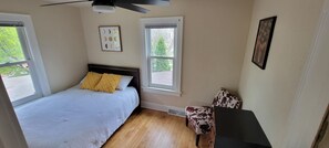 3 slaapkamers, een kluis op de kamer, wifi, beddengoed