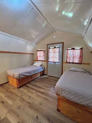 Unclassified image, 4 of 14, button