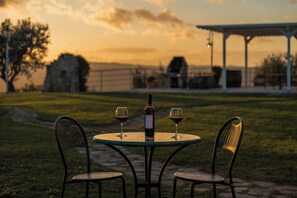 Outdoor dining - Villa Polissena - Country villa with pool in Umbria (Collazzone)