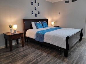 1 chambre, bureau, fer et planche à repasser, Wi-Fi gratuit