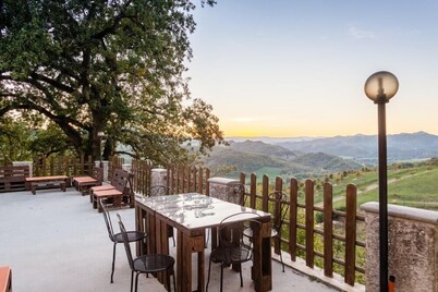 Villa Eufemia - Country farmhouse with pool