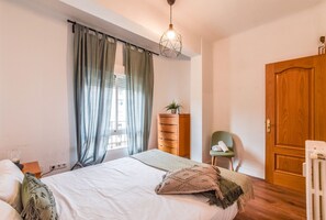4 chambres, fer et planche Ă repasser, Wi-Fi gratuit, draps fournis