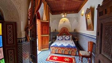 8 Schlafzimmer, Schreibtisch, Bügeleisen/Bügelbrett, WLAN