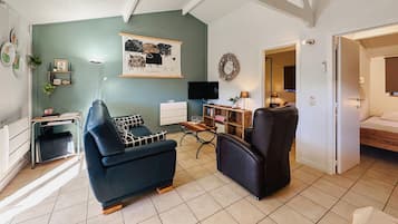 2 室のベッドルーム、旅行用ベビーベッド、WiFi (無料)