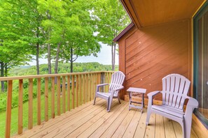 Property grounds - Bellaire Ski Condo: 1 Mi to Summit Mountain! (Bellaire)