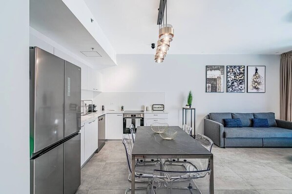 Interior - New 2BR in Kompert by Holiday-rentals SAFE ROOM (Tel Aviv-Yafo)