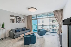 Nicht klassifiziertes Bild, 3 von 22, Schaltfläche