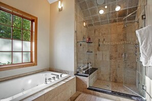 Shower, jetted tub, hair dryer, towels