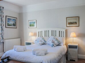 3 bedrooms, individually decorated, individually furnished, free WiFi