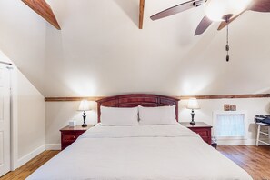 3 bedrooms, iron/ironing board, Internet, bed sheets
