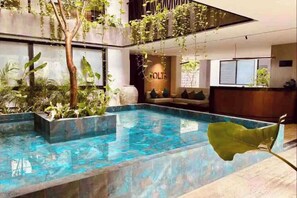 Lobby - Deluxe Studio Suite in new Celebrity designed  Building, 2 blocks from beach. (Playa del Carmen)