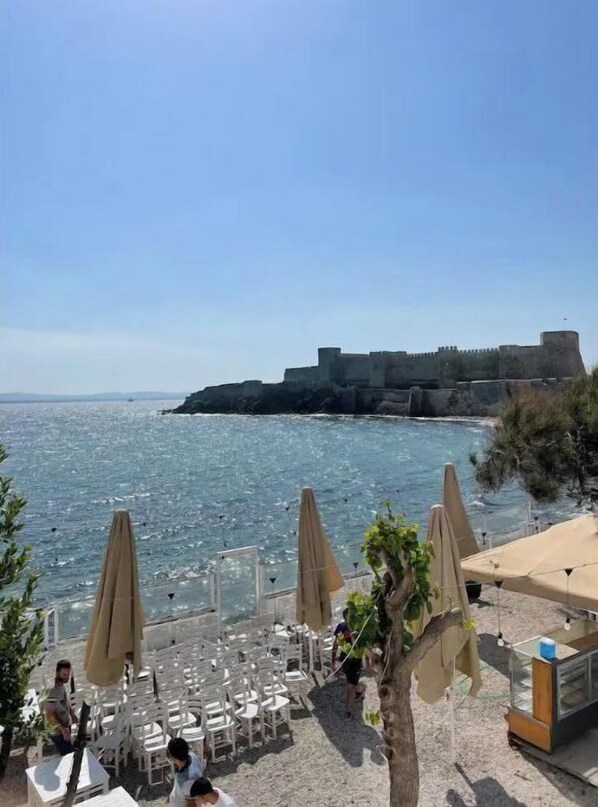 Beach nearby - Cute Apart in the Center of Bozcaada (Bozcaada)