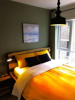 2 chambres, fer et planche à repasser, Wi-Fi gratuit, draps fournis