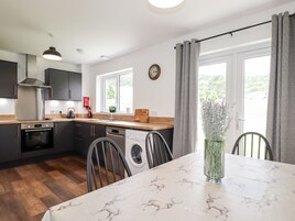 Fridge, dishwasher, electric kettle, toaster