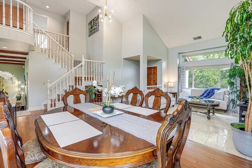 Wine Country Gateway w/ Views Btwn Napa & SF