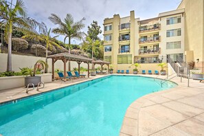 Pool - Breezy Oceanside Condo < 1/2 Mi to Beach! (Oceanside)