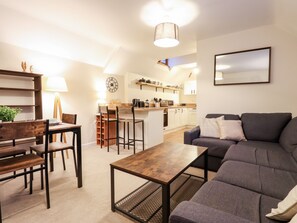 Interior - Little Batts (Edenbridge)