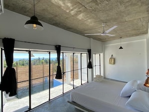 Exclusive Condo | Free WiFi, bed sheets