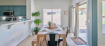 Gorgeous & Comfy Family Getaway ~ Games ~ Backyard