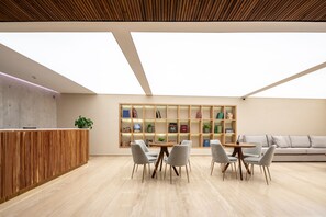 Reception - Ana Polanco Apartments (Mexico City)