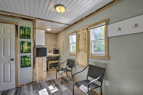 Explore New River Gorge: Quiet Couple’s Retreat