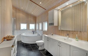 Badkar/dusch och hårtork