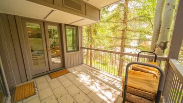 Premier Condo, 2 Bedrooms, Hot Tub, Resort View (Chateaux DuMont 2717) | Exterior