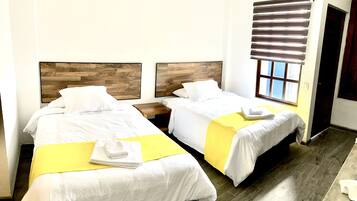 10 dormitorios, cuna de viaje, wifi gratis y ropa de cama