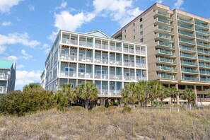 Exterior - Oceanfront 3400 sqft Penthouse Luxury 7BR End Unit (North Myrtle Beach)