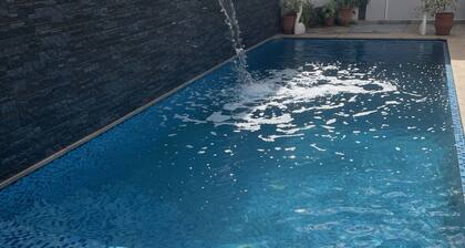 Lovely luxury villa with swimming pool