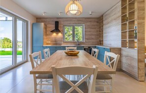Dining - Beautiful home in Hrboki (Hrboki)