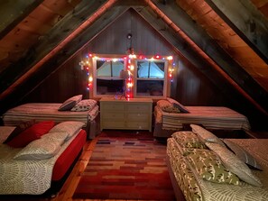 3 Schlafzimmer, Reisekinderbett, kostenloses WLAN, Bettwäsche