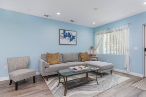 Casa (Turtle House of Sarasota) | Exterior