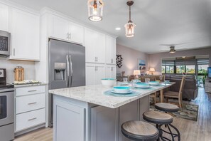 Condo (Vista Hermosa 3rd Floor - Elevator) | Exterior - Vista Hermosa Third Floor - Elevator (Siesta Key)