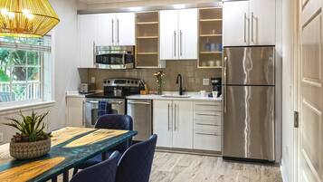 Condo (Beach Club Modern Condo C Building) | Exterior