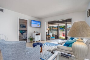 Condo (Vista Hermosa Steps to the Heated Poo) | Exterior - Vista Hermosa A Few Steps to the Heated Pool (Siesta Key)