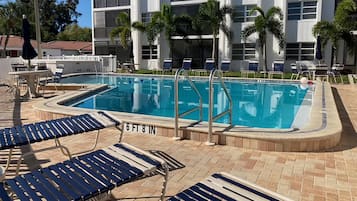 Condo (Vista Hermosa Steps to the Heated Poo) | Exterior