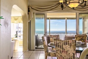 公寓客房 (Siesta Breakers Penthouse on the Beac) | 外觀