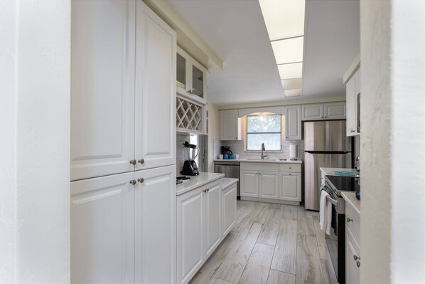 Casa (Smooth Sailing) | Exterior