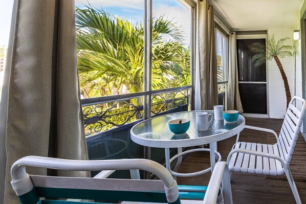 Condo (Jamaica Royale - 2 Townhome Steps To ) | Exterior