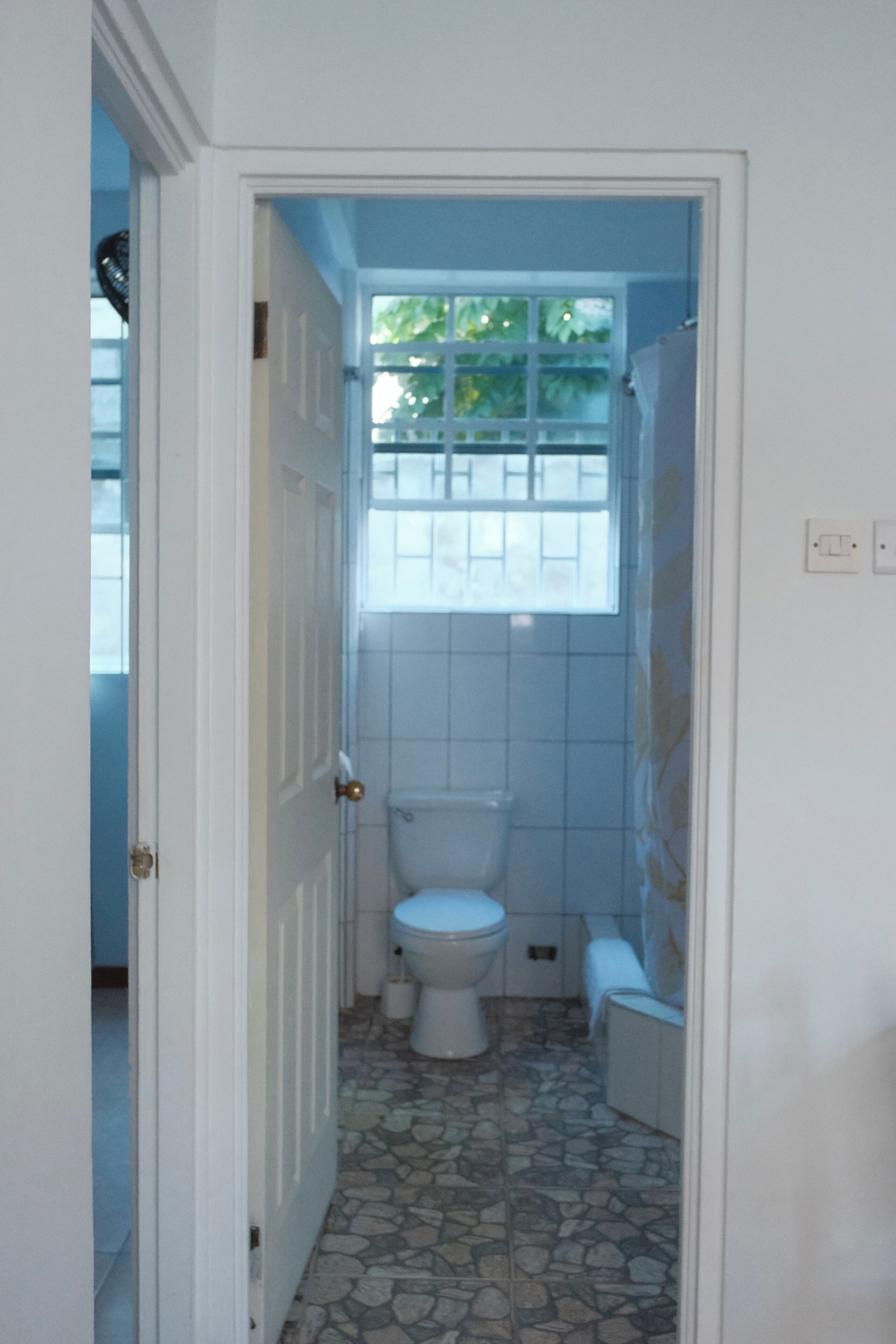 Dusche, Handtücher, Seife, Toilettenpapier