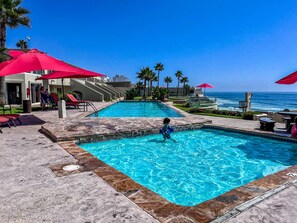 Outdoor pool, a heated pool - SunsetViews-LaJollaDelMar-BeachAccess-Rosarito (Rosarito)