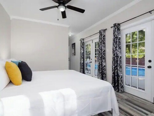 PVT. Pool I Shanti Villa on I10 I Roomy-2100Sq ft