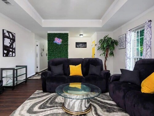 PVT. Pool I Shanti Villa on I10 I Roomy-2100Sq ft