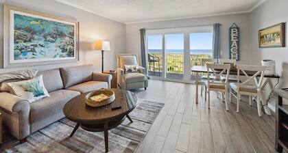 Ketch the Sunrise! Oceanfront Condo w/Pool