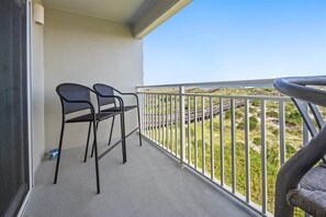 Property grounds - Ketch the Sunrise! Oceanfront Condo w/Pool (Fernandina Beach)
